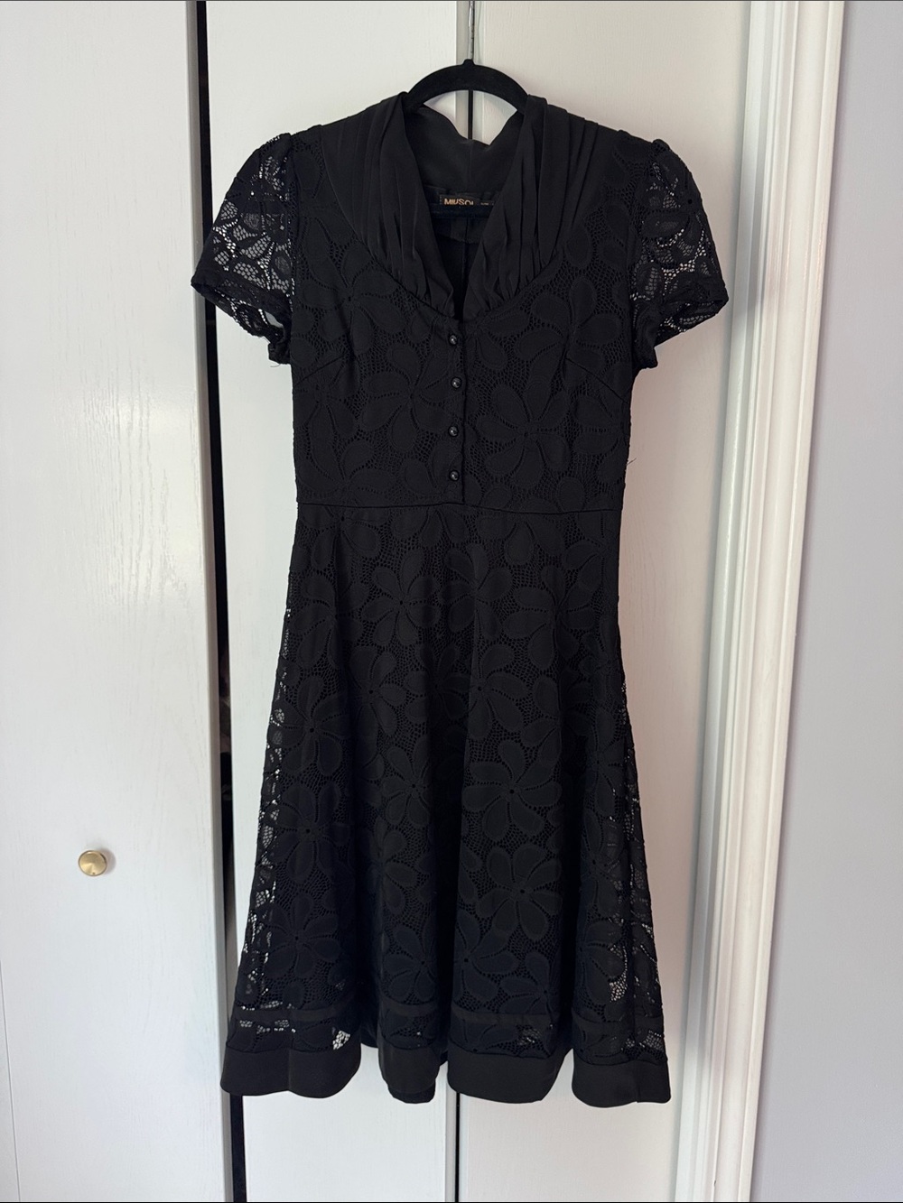 Miusol Black Floral Lace Midi Dress